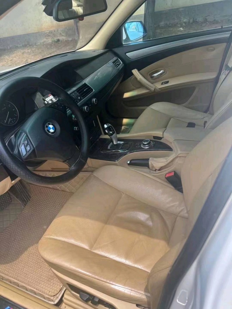 潍坊09年宝马5系4