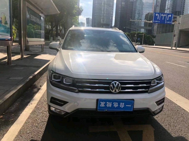 重慶20年大眾途觀L9