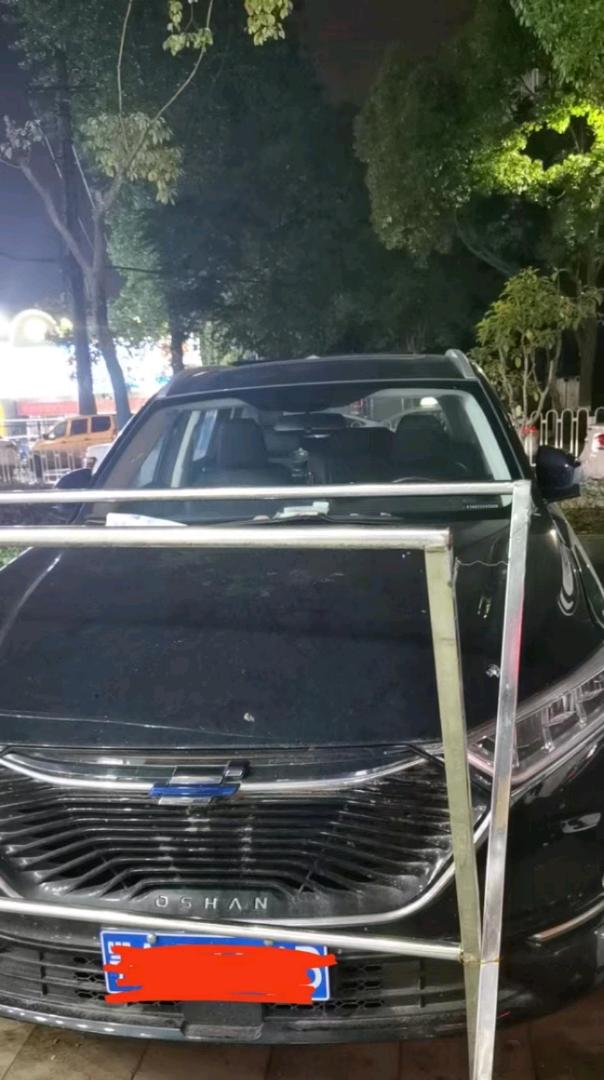 广州20年长安汽车欧尚1