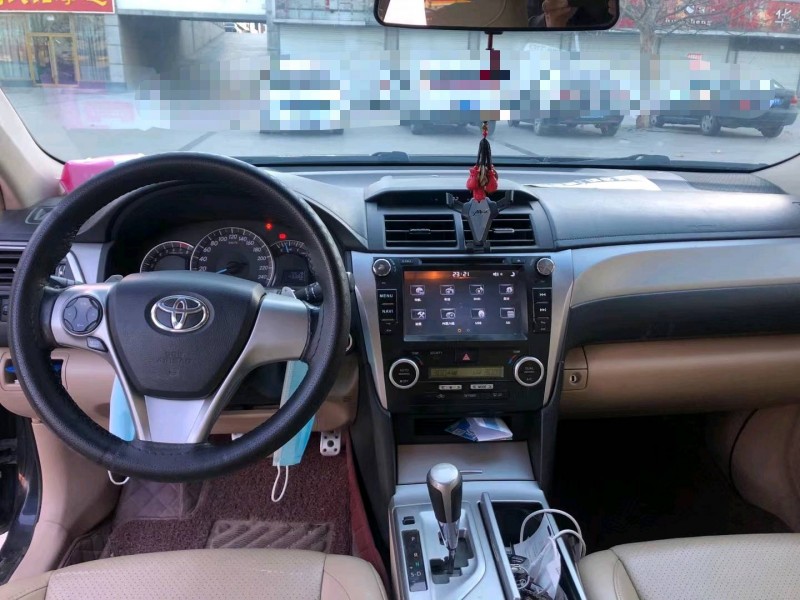 潍坊13年丰田凯美瑞4