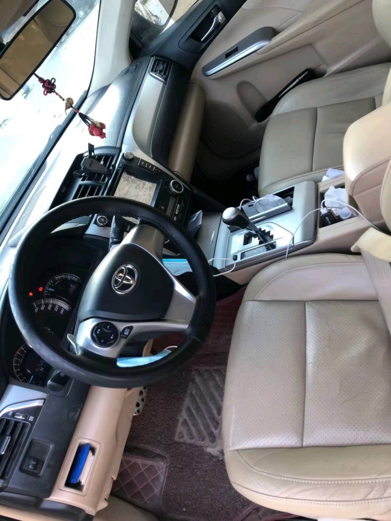 潍坊13年丰田凯美瑞5