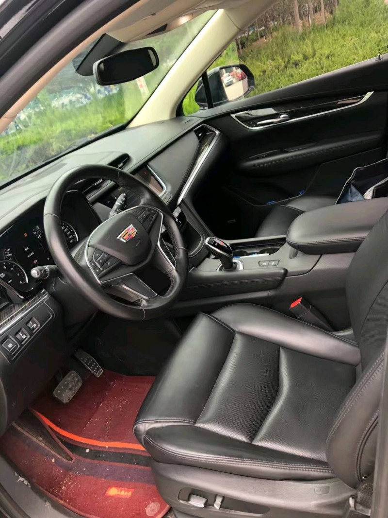 潍坊18年凯迪拉克XT56