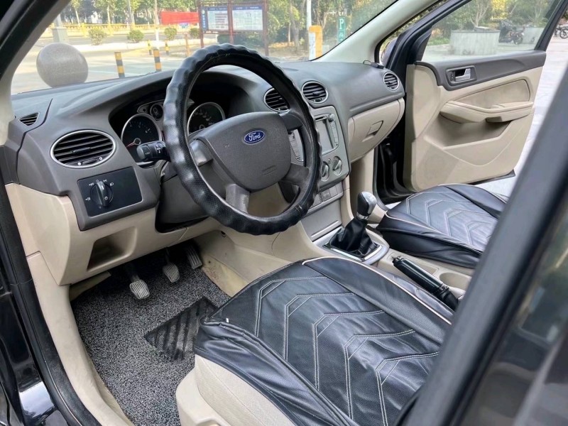 枣庄09年福特福克斯4