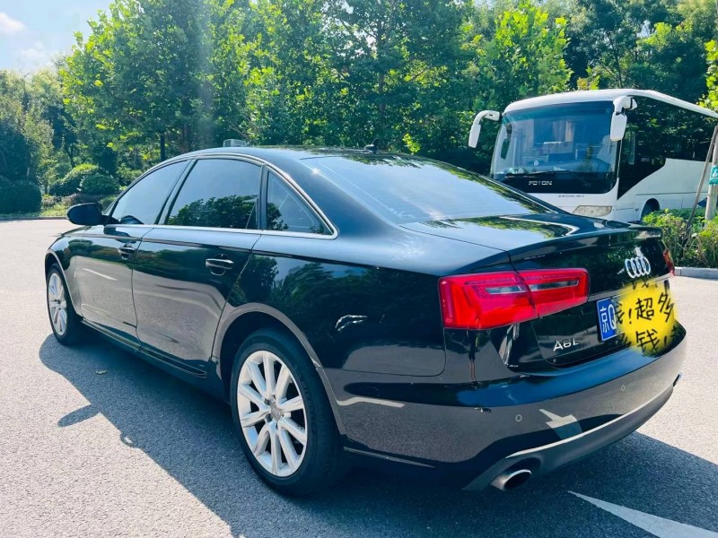 北京16年奥迪A6L8