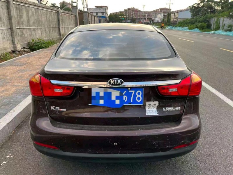 东营14年起亚K33
