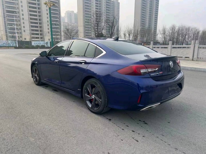 徐州19年别克君威6