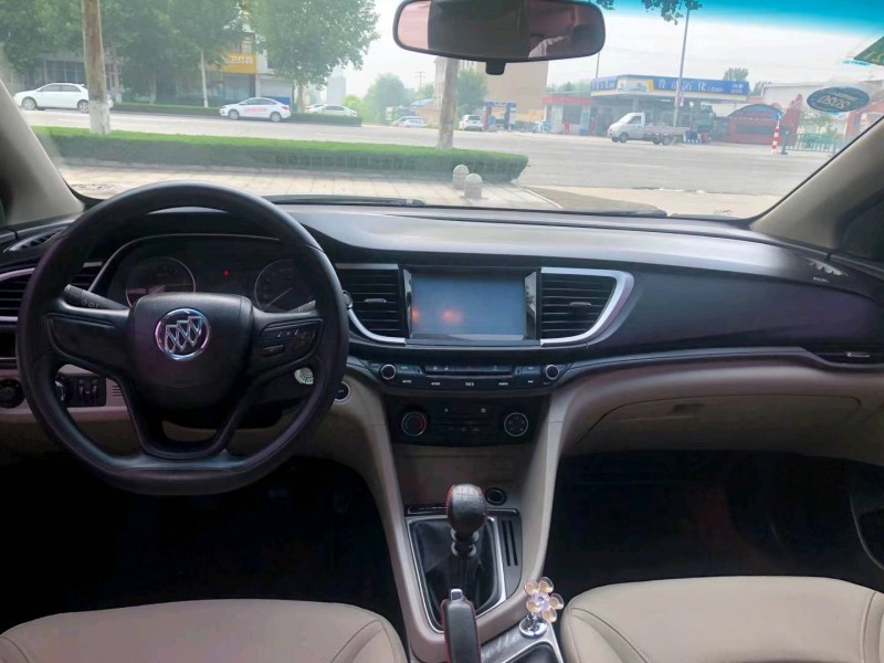 潍坊17年别克英朗5