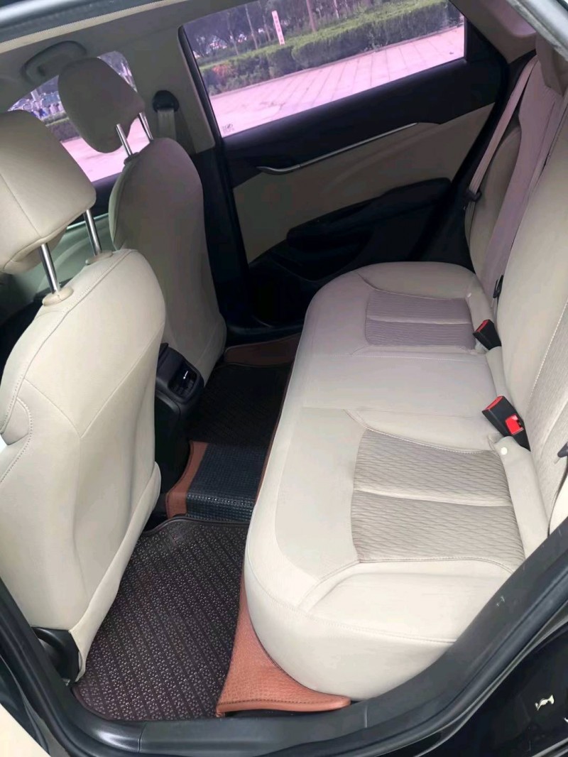 潍坊17年别克英朗6