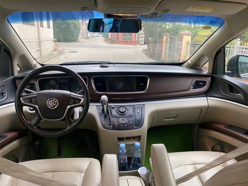 东营18年别克GL84