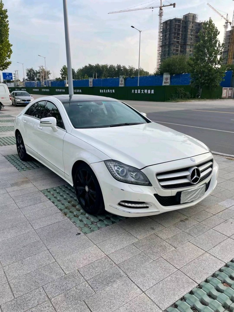 徐州13年奔驰CLS3