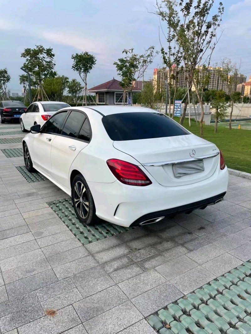 徐州16年奔驰C8