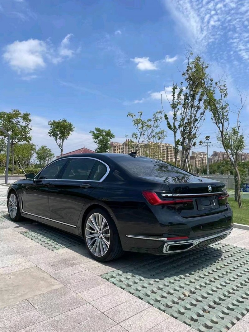 徐州20年宝马7系8