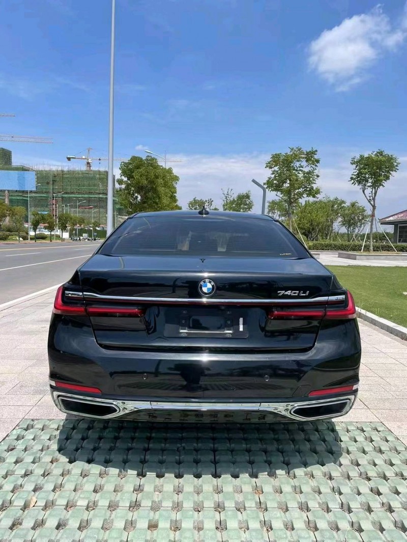 徐州20年宝马7系9