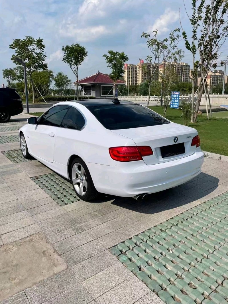 徐州13年宝马3系4