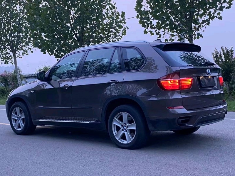 徐州12年宝马X57