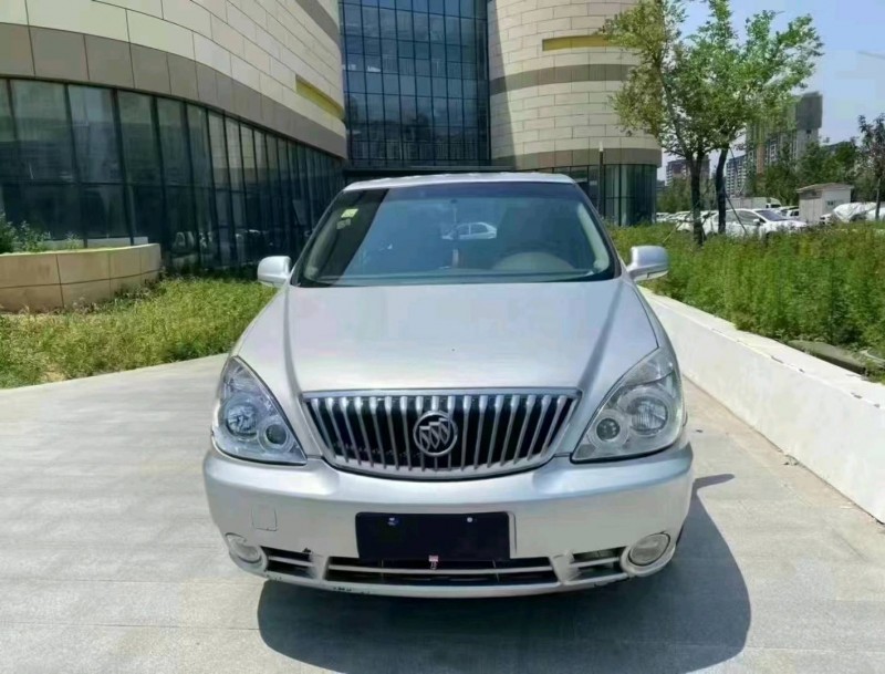 东营11年别克GL88