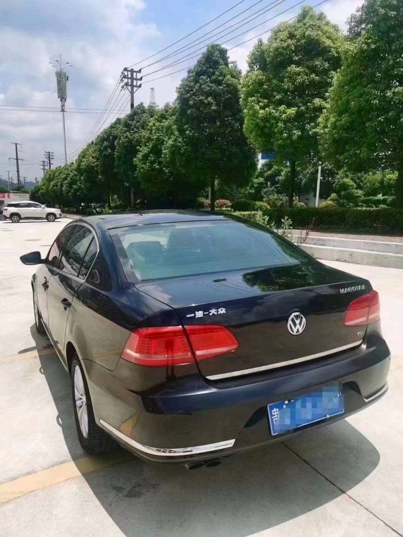 铜仁13年大众迈腾2