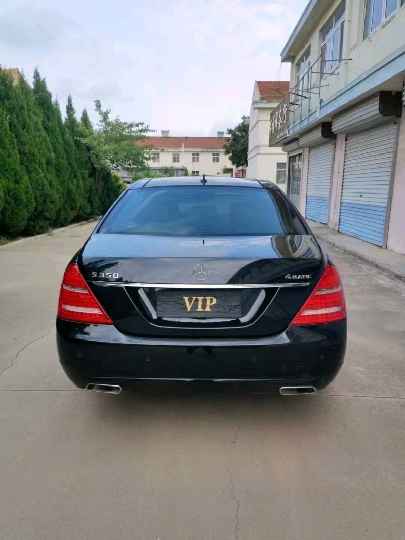 东营10年奔驰S9