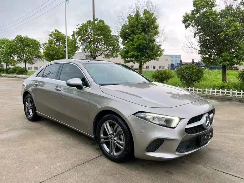 盐城19年奔驰A2