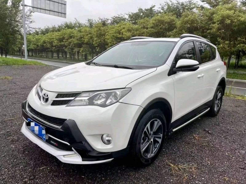 东营15年丰田RAV4荣放3