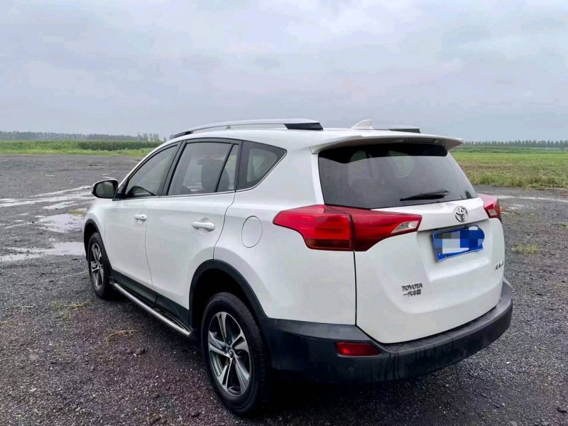 东营15年丰田RAV4荣放5