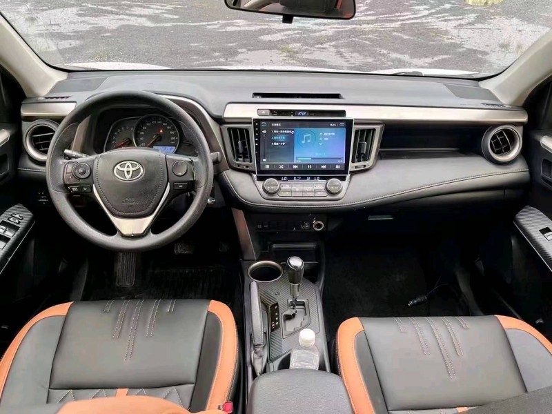 东营15年丰田RAV4荣放7