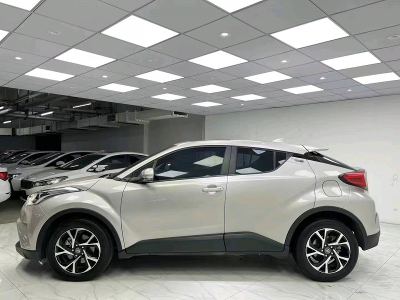 成都21年丰田奕泽3