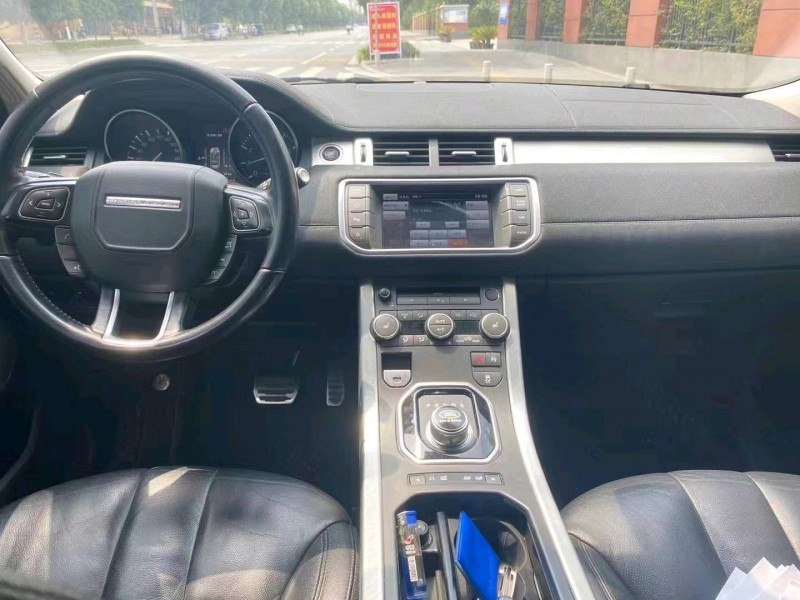 东营15年路虎极光5