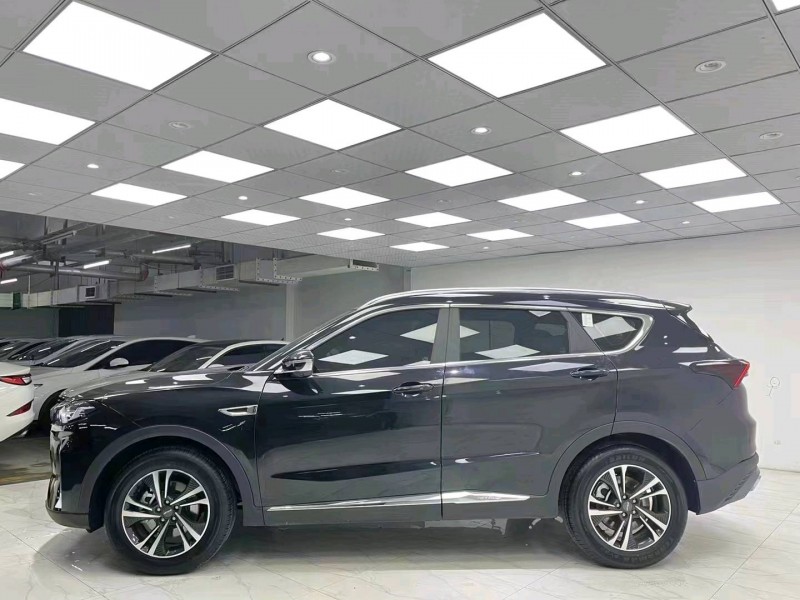 成都21年奇瑞捷途X702