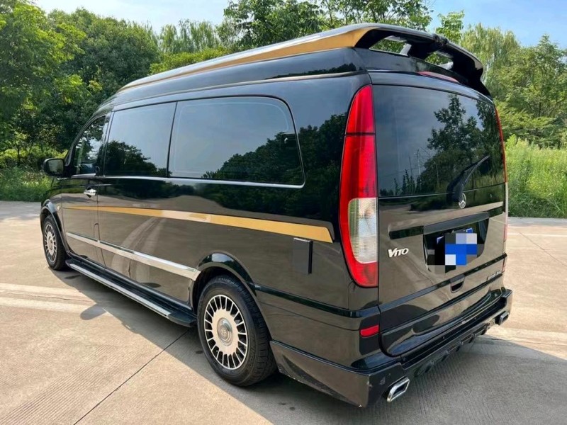 盐城16年奔驰威霆3