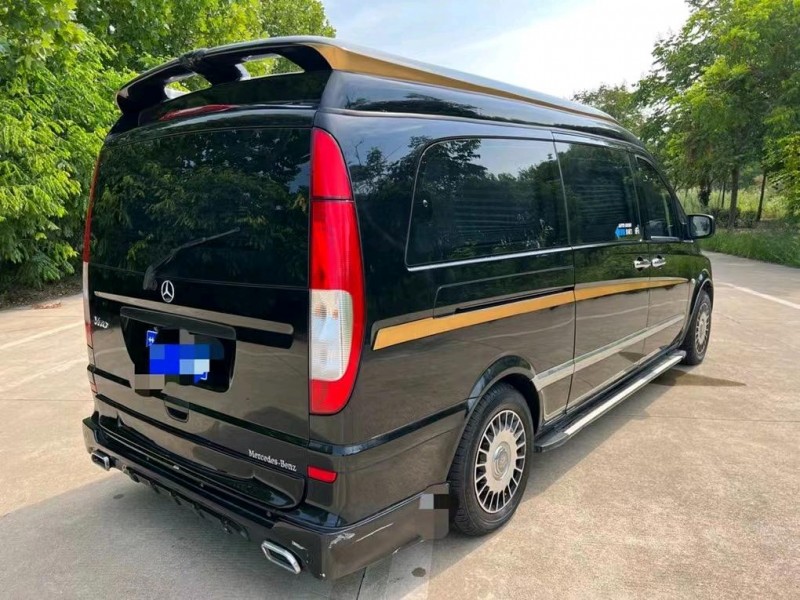 盐城16年奔驰威霆5