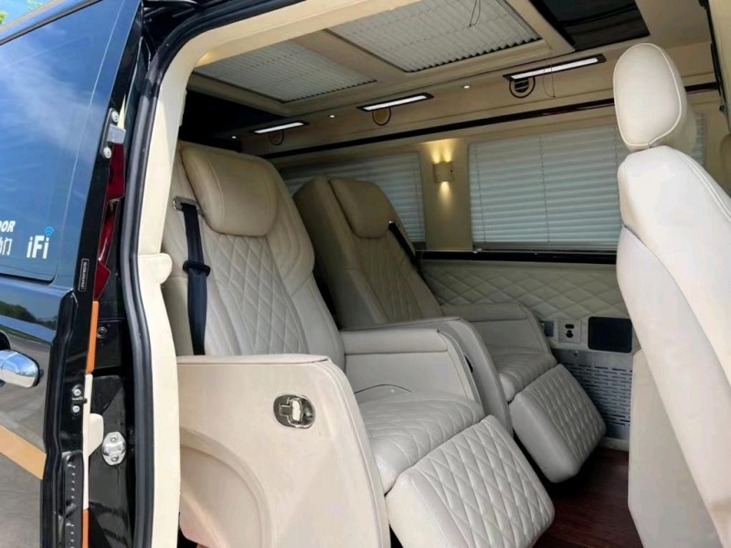 盐城16年奔驰威霆6