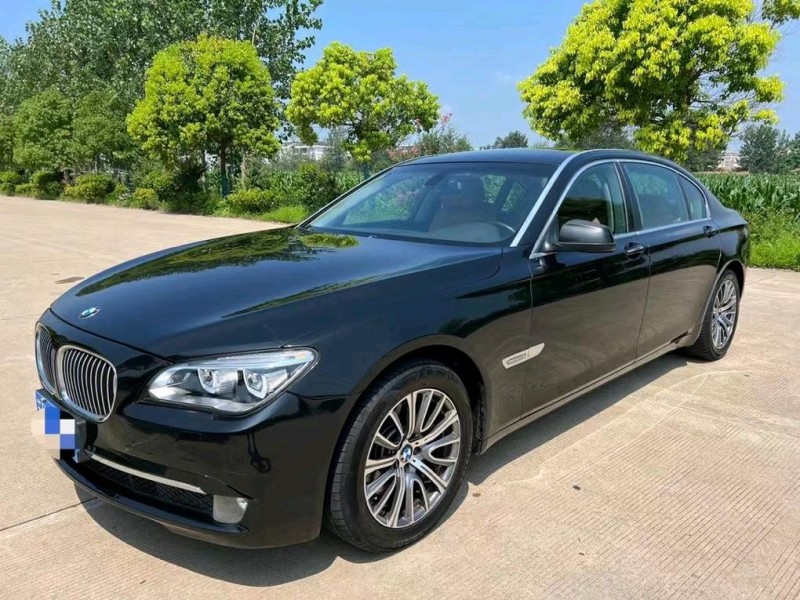 盐城11年宝马7系3