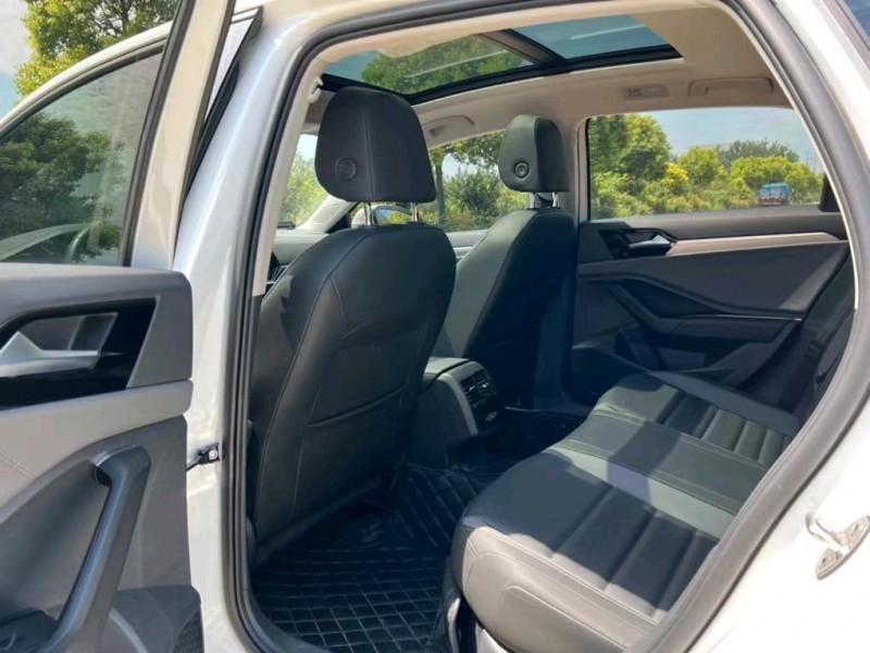 盐城20年大众速腾7