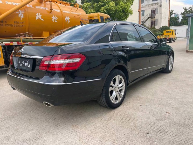 徐州11年奔驰E8