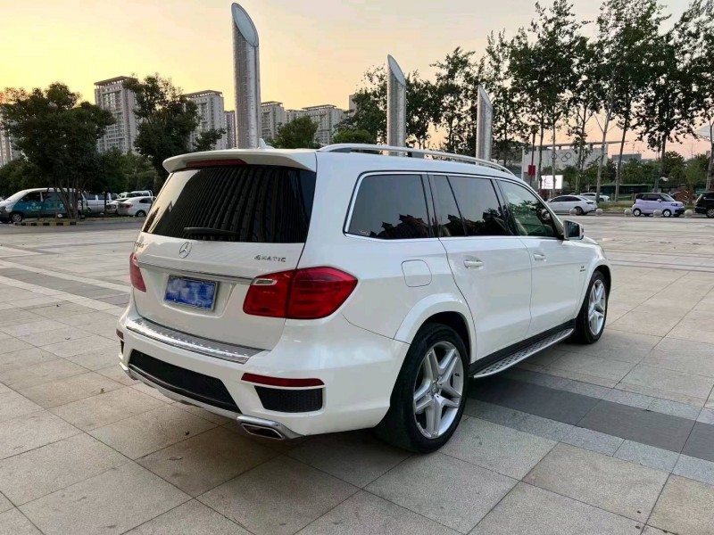 枣庄13年奔驰GL8