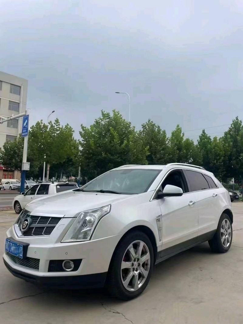 东营11年凯迪拉克SRX7