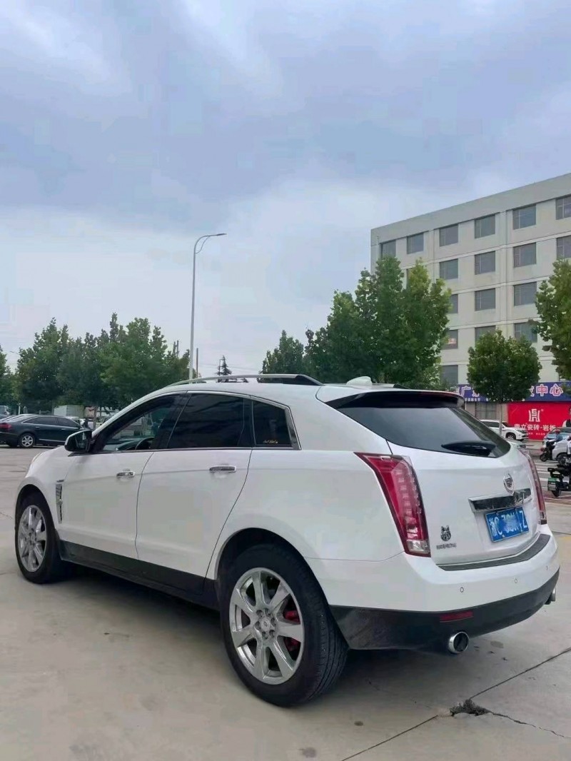 东营11年凯迪拉克SRX5