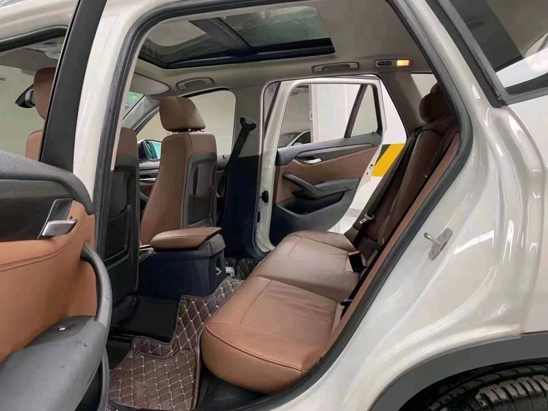 成都15年宝马X16