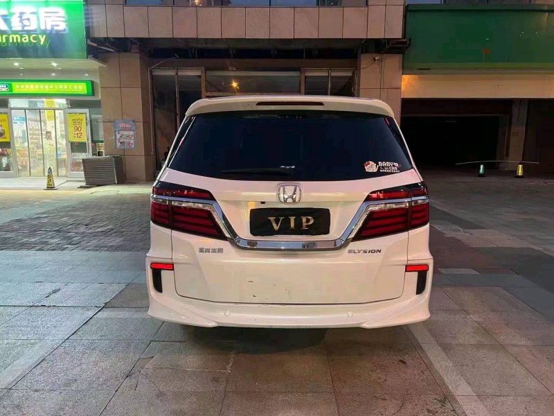 邵阳17年本田艾力绅2