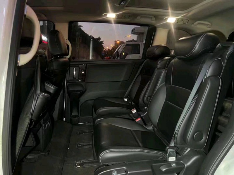 邵阳17年本田艾力绅3