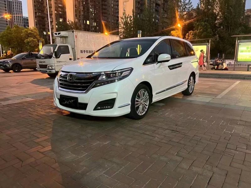 邵阳17年本田艾力绅7