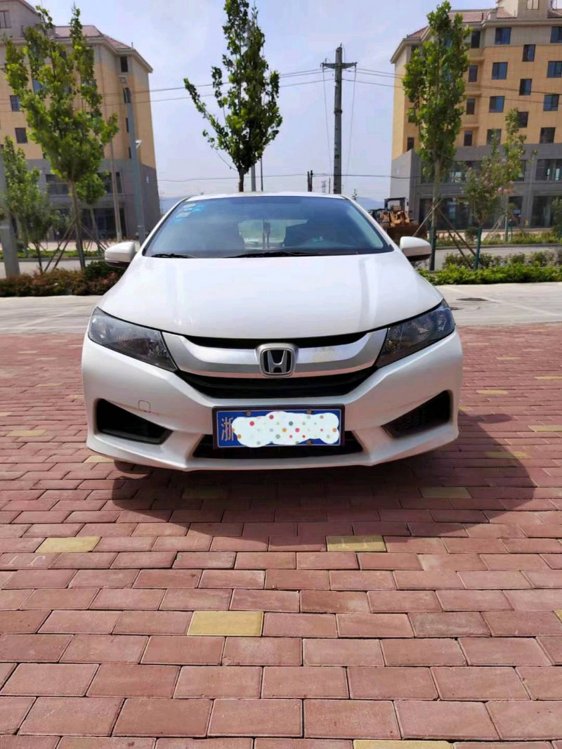 东营18年本田锋范1