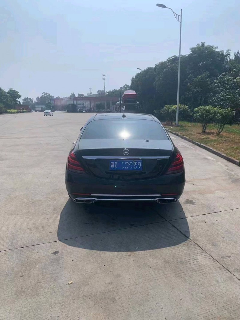 东营16年奔驰S9