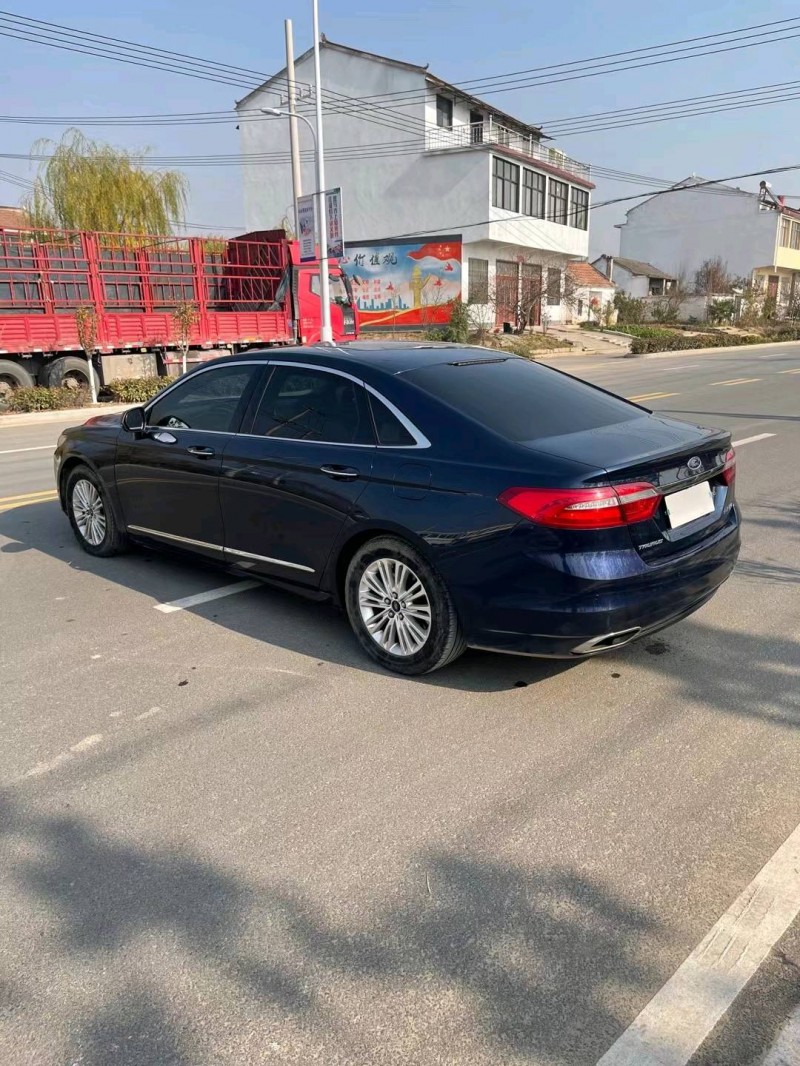 徐州16年福特金牛座7