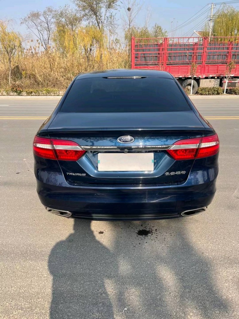 徐州16年福特金牛座9