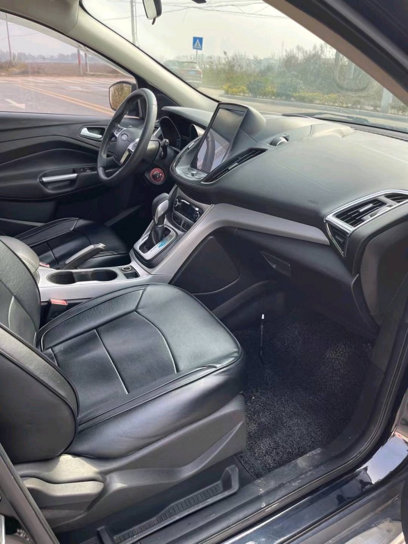 徐州15年福特翼虎5