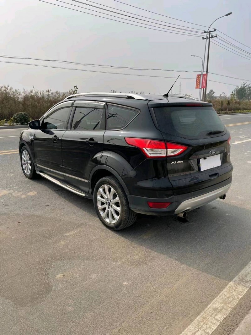 徐州15年福特翼虎7