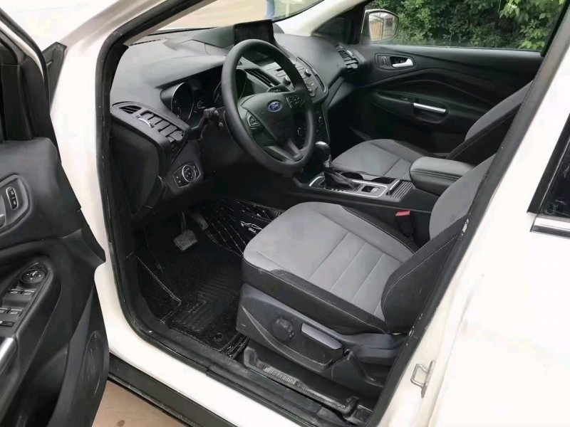 枣庄17年福特翼虎9