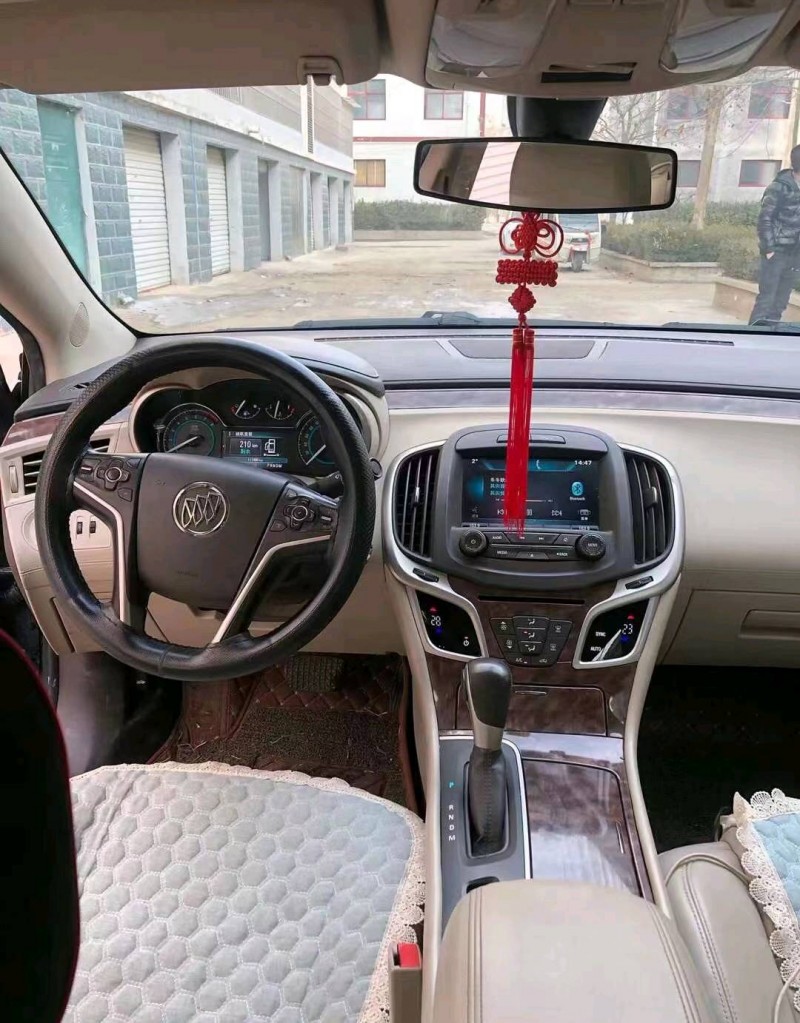 东营15年别克君越3